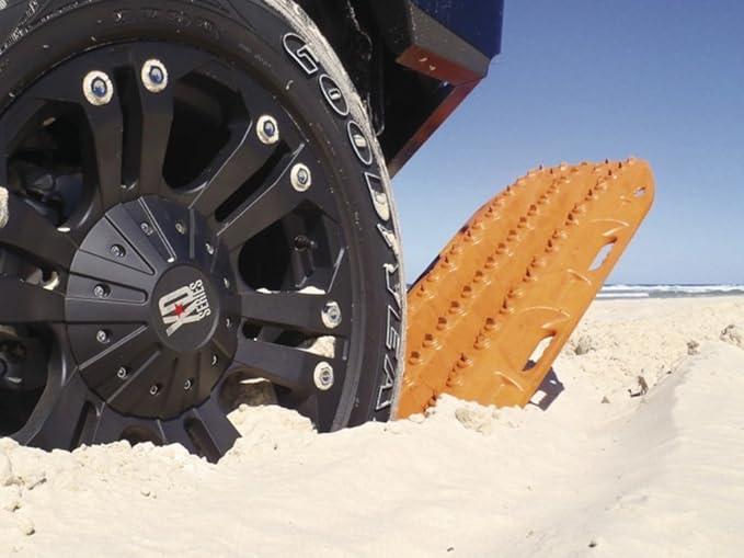 MAXTRAX MKII Recovery Boards Review โ The Original Traction Benchmark