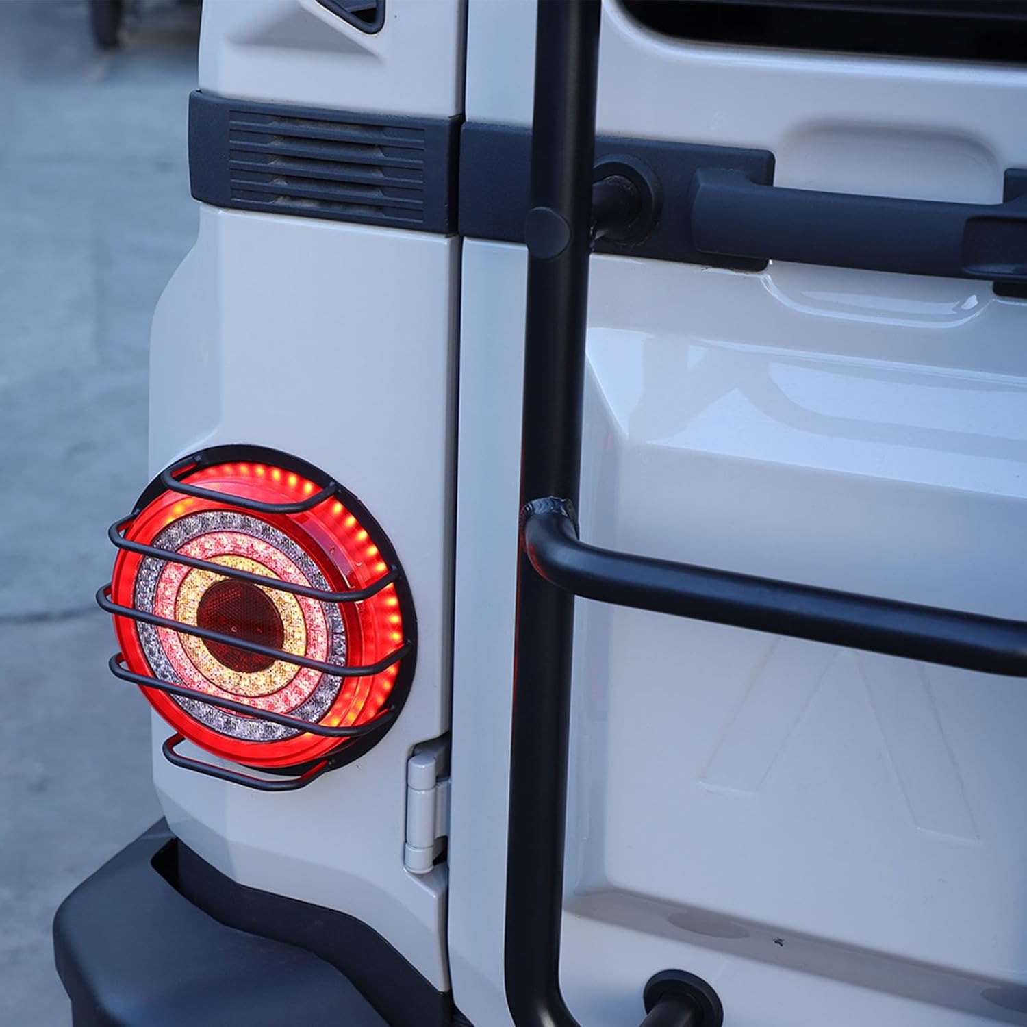 INEOS Grenadier Light Guards (2020-2025) – Carbon Steel Lamp Protector Trim (6PC Matt Black Set) Overland Gear Guide